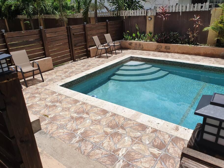 Central Upscale New Kingston Apt With Pool מראה חיצוני תמונה