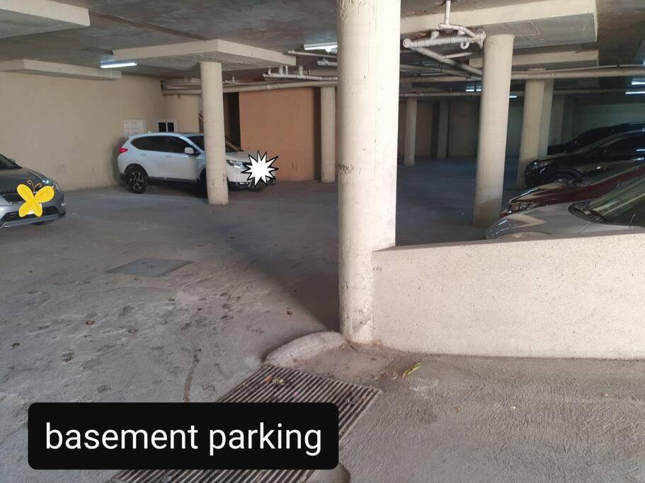 Central Upscale New Kingston Apt With Pool מראה חיצוני תמונה